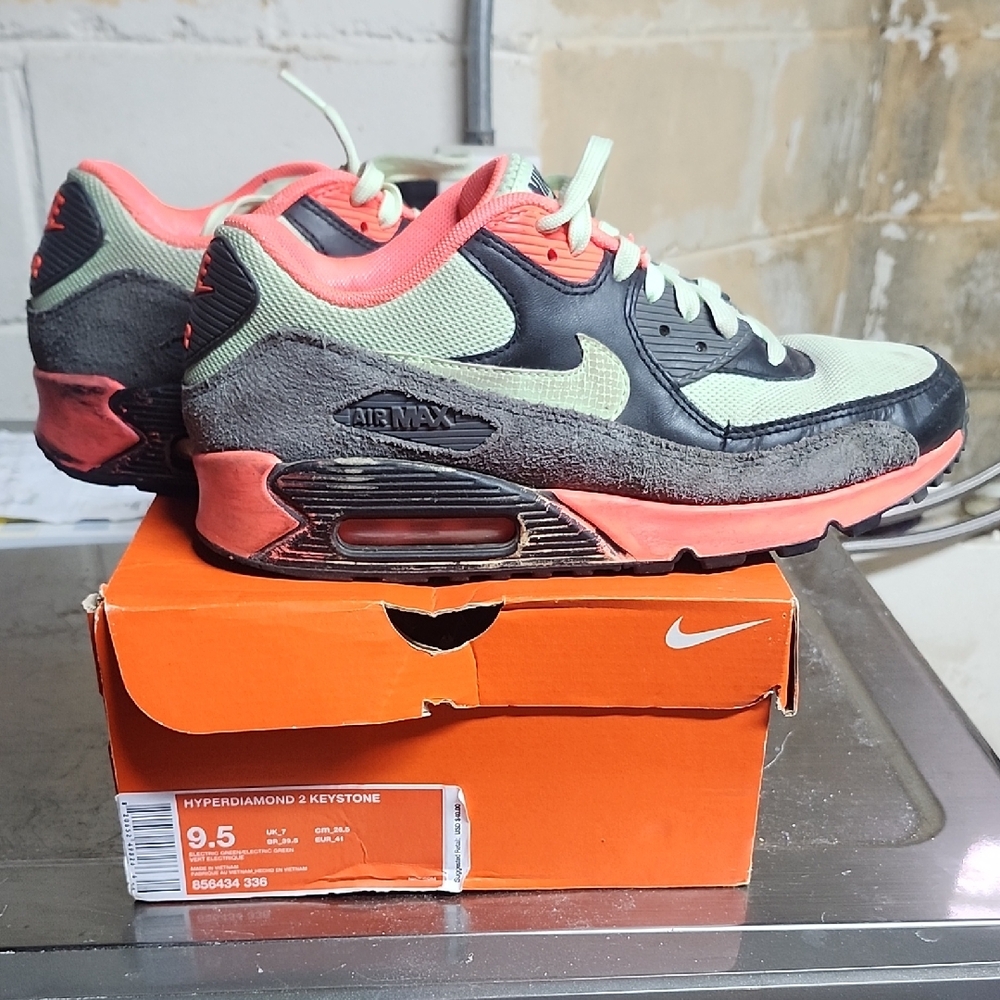 Women Nike Air Max Sneakers in Black, Green & Coral; 9.5